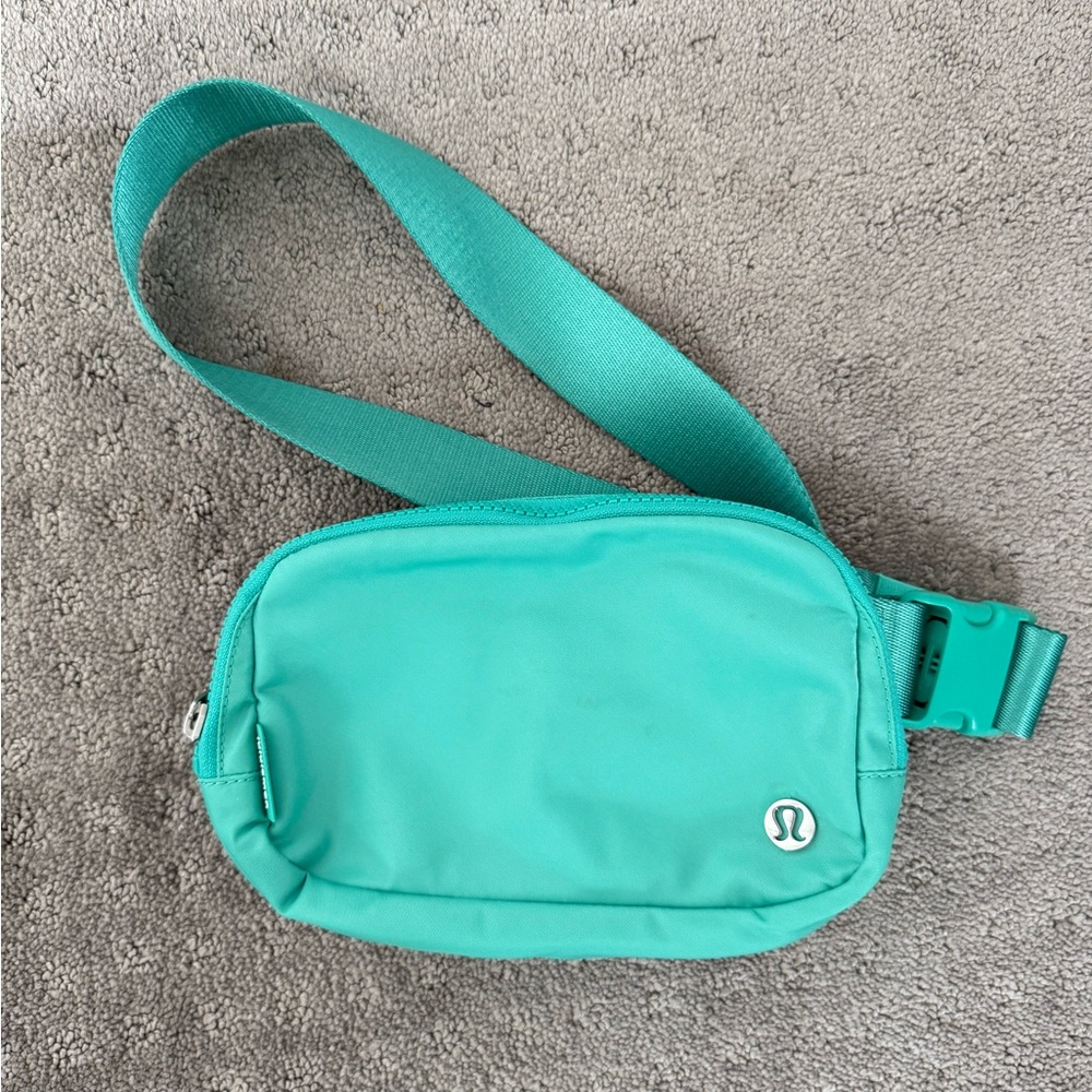 lululemon athletica Teal Crossbody Bag